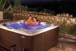 Inspiration Gallery - Pool Side Hot Tubs - Image: 220